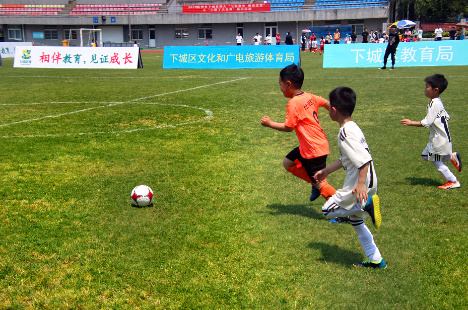 荷兰3-0大胜希腊，法国2-0大胜，接下来阿根廷会爆冷吗？｜欧洲杯｜奥运会｜欧预赛｜世界杯冠军_网易订阅