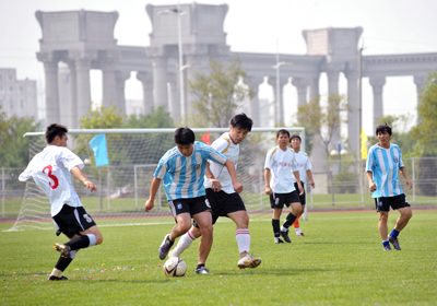 欧洲杯16强平均年龄排行：英格兰25.3岁最小，威尔士列次席